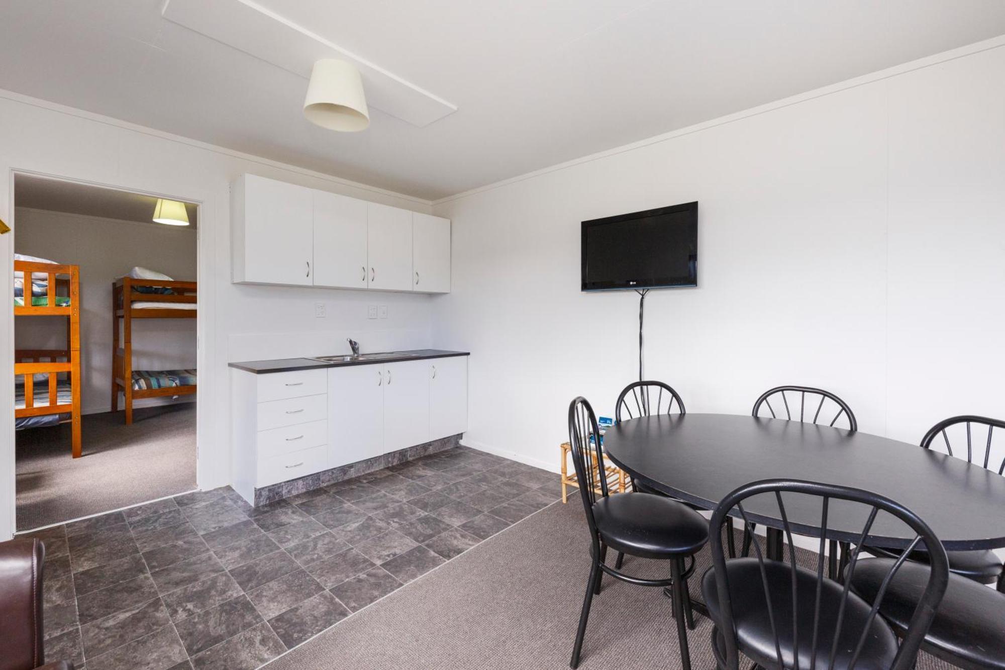 Foxton Beach Holiday Park Extérieur photo